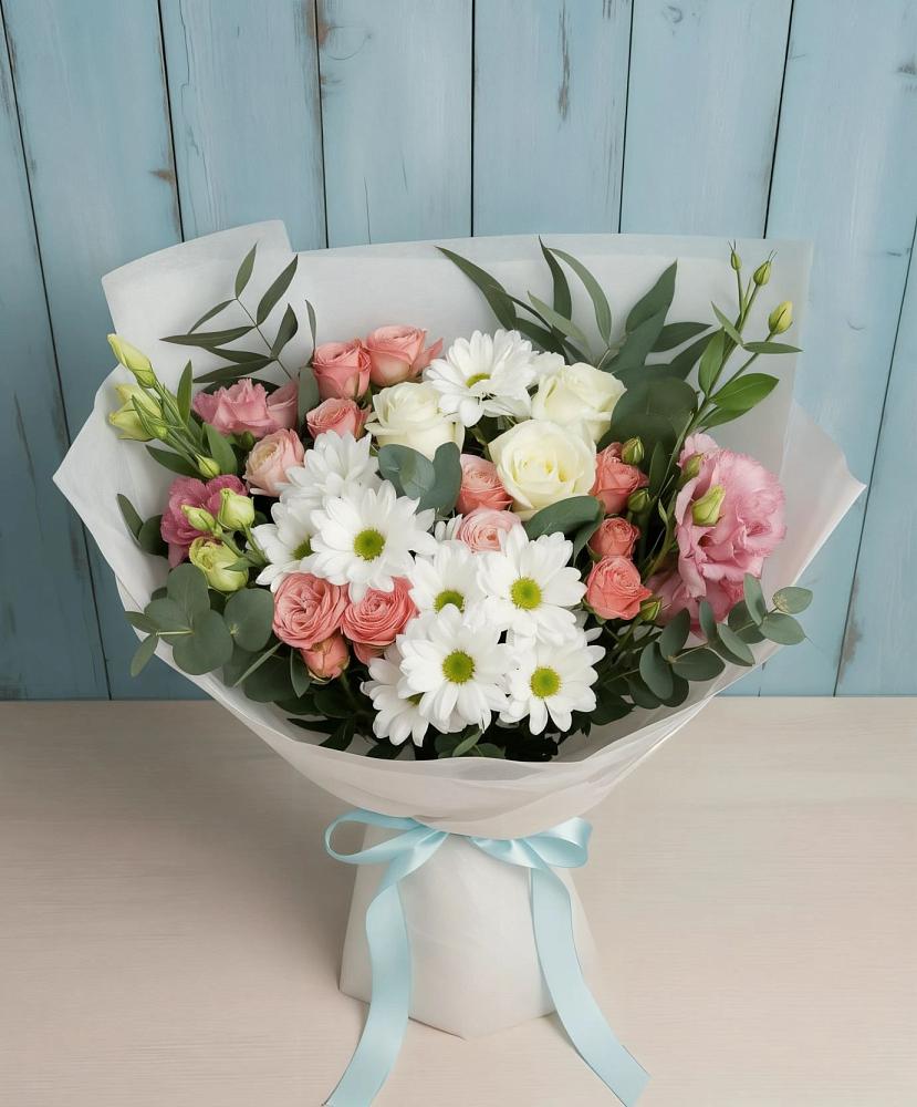 Букет цветов из: Розы, Лизиантусы и Хризантемы в Грозном
