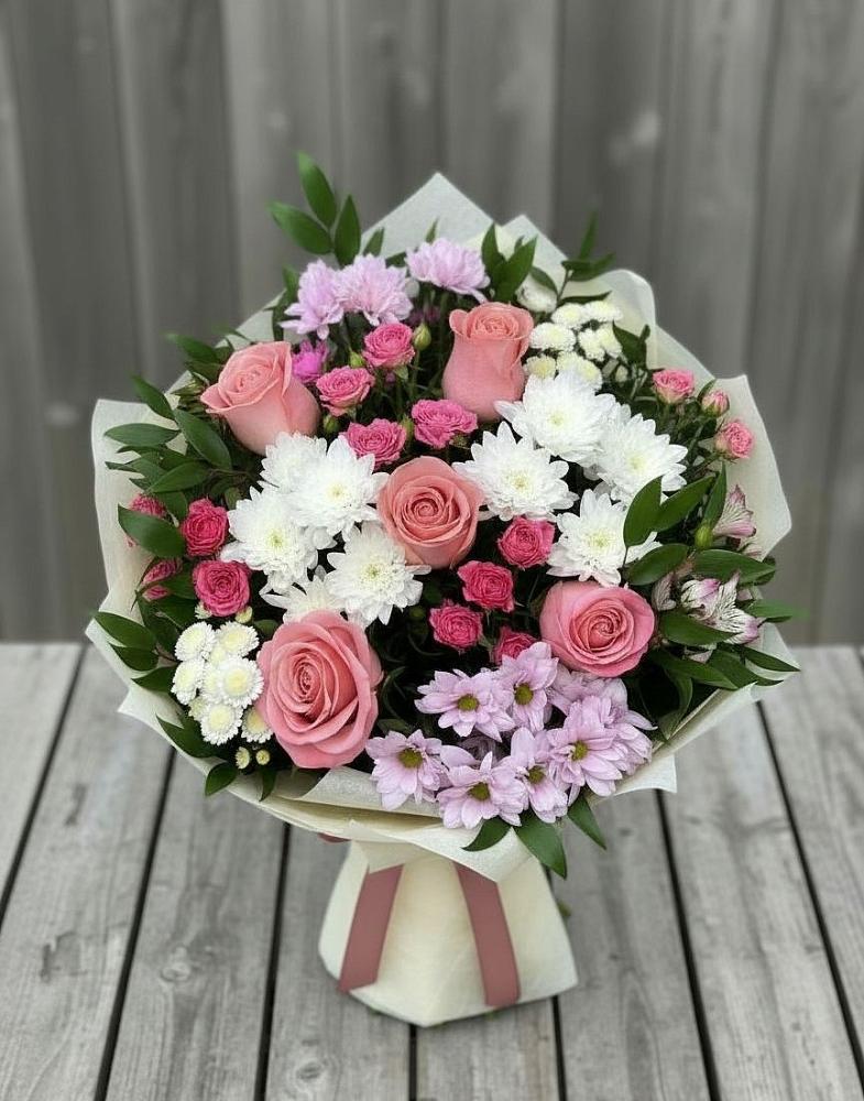 Букет цветов из: Альстромерии, Гвоздики, Розы и Хризантемы в Грозном