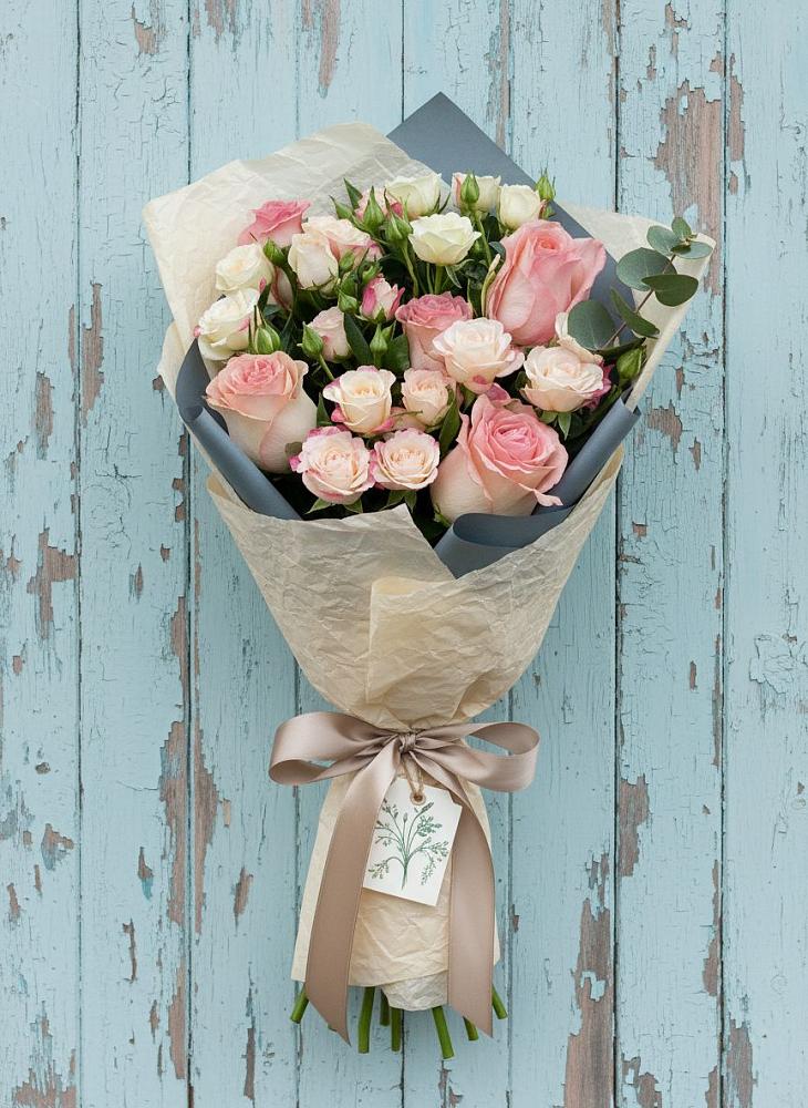 Букет цветов из: Розы в Грозном