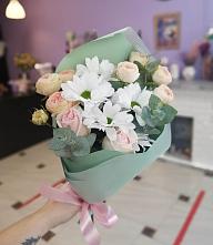 Букет цветов из:  Хризантемы и Розы в Грозном