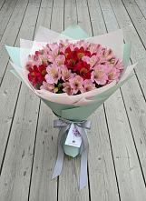 Букет цветов из:  Альстромерии в Грозном
