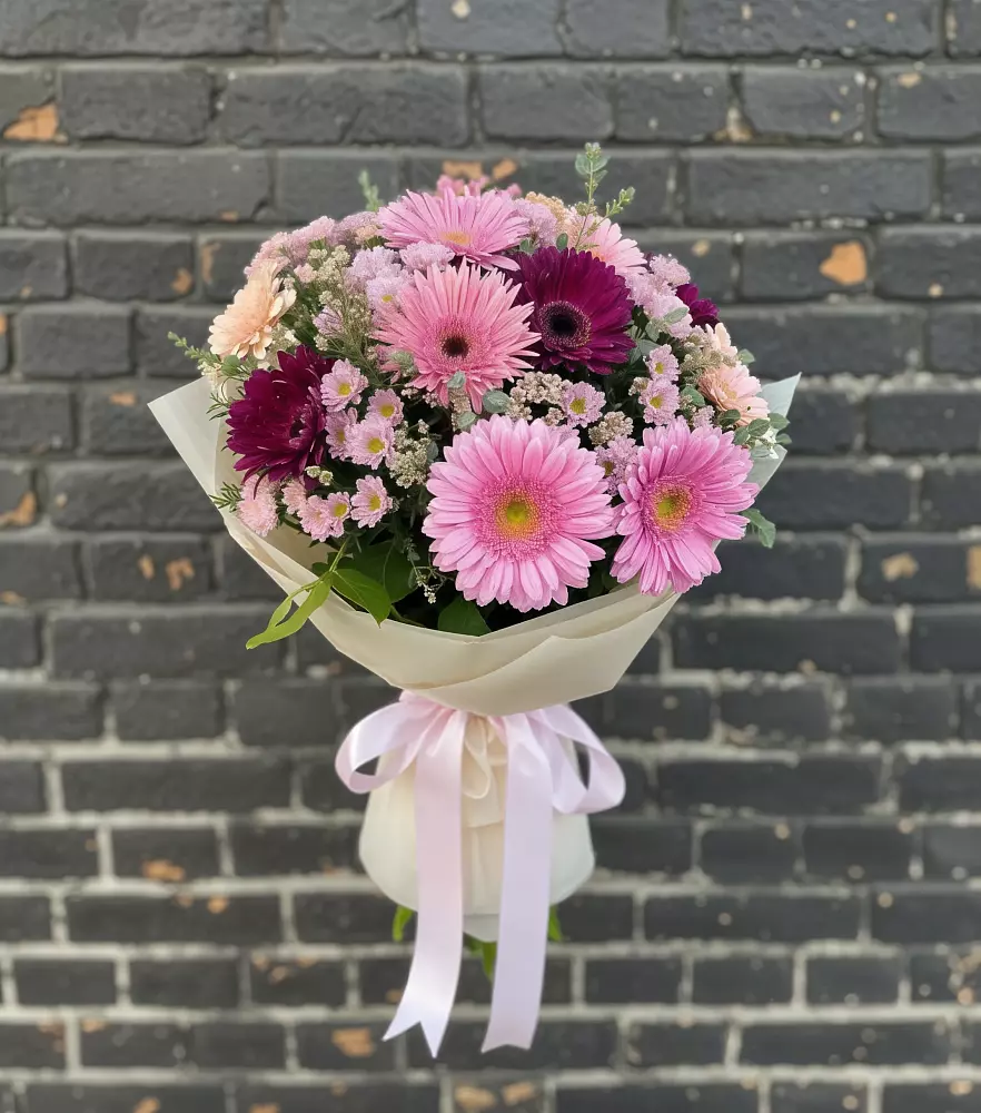 Букет цветов из: Герберы и Хризантемы в Грозном