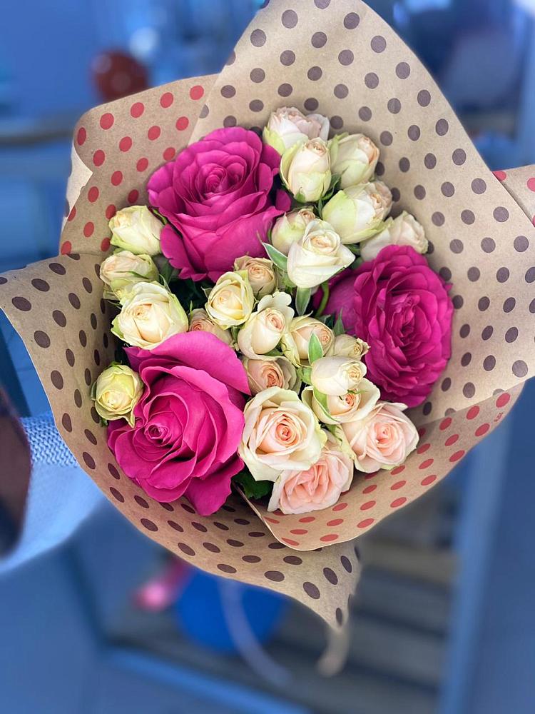 Букет цветов из: Розы в Грозном