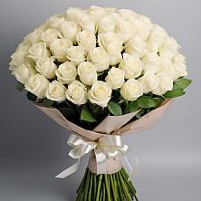 Букет 101 беля роза Белоснежка в Грозном