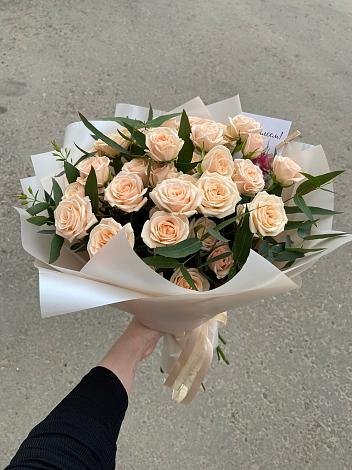 Букет Кремовые розы Латте в Грозном