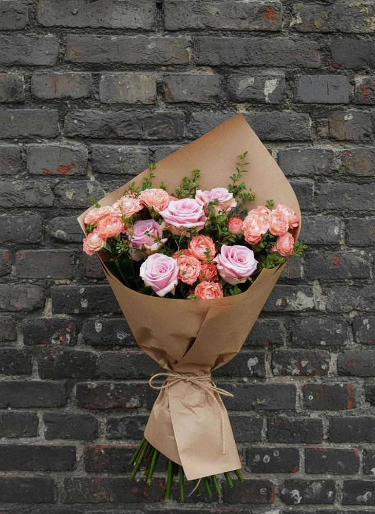 Букет цветов из: Розы в Грозном