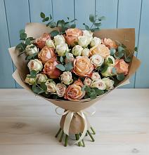 Букет цветов из:  Альстромерии и Розы в Грозном