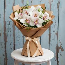 Букет цветов из:  Орхидеи и Розы в Грозном