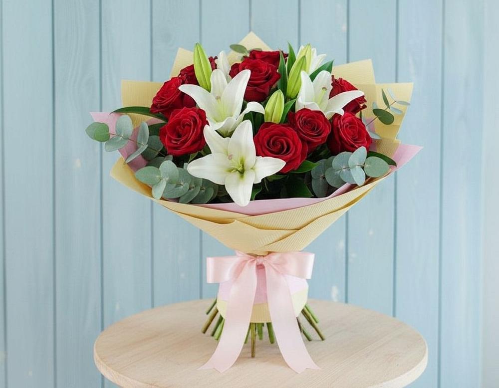 Букет цветов из: Лилии и Розы в Грозном